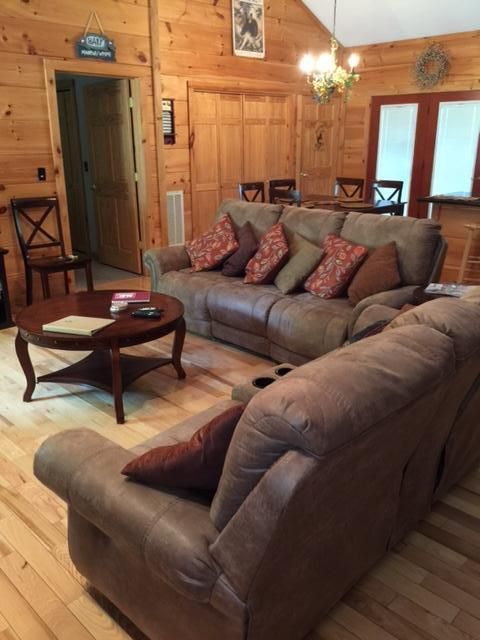412 Laurel Rd, Townsend, TN 37882