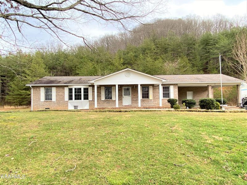 4124 Straight Fork Rd, Pioneer, TN 37847