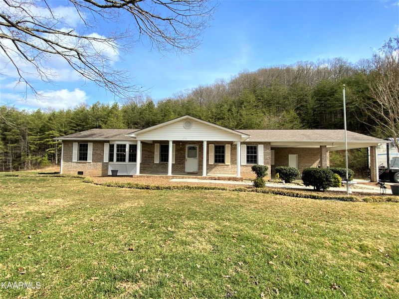 4124 Straight Fork Rd, Pioneer, TN 37847