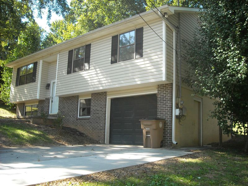 4125 Angola Rd, Knoxville, TN 37921