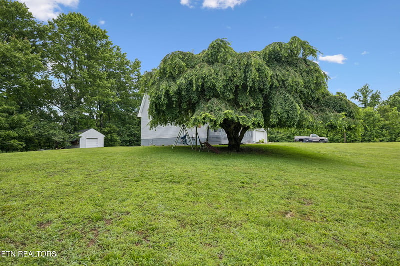 4126 New River Hwy, Briceville, TN 37710