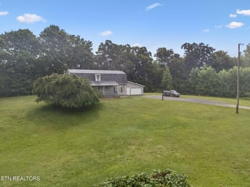4126 New River Hwy, Briceville, TN 37710