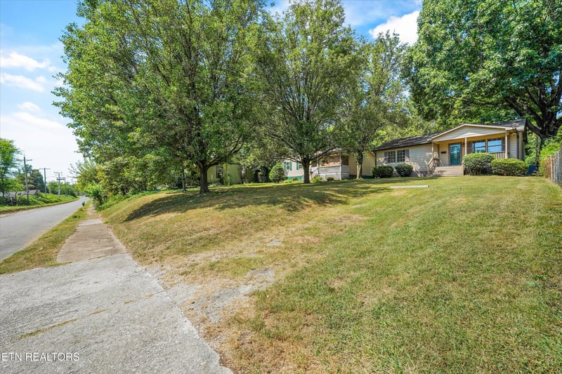 413 E Oldham Ave, Knoxville, TN 37917