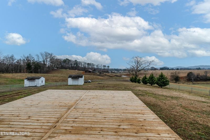 413 Hinkle Rd, Seymour, TN 37865