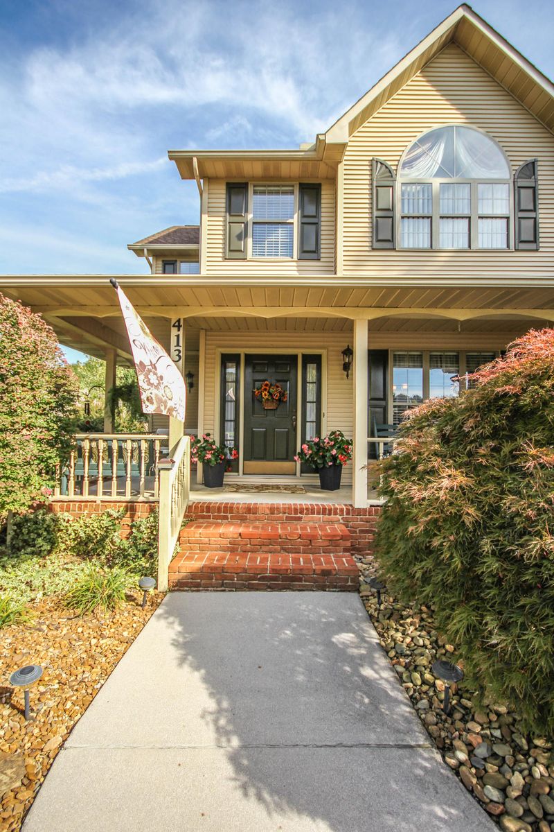 413 Leeds Ct, Maryville, TN 37803