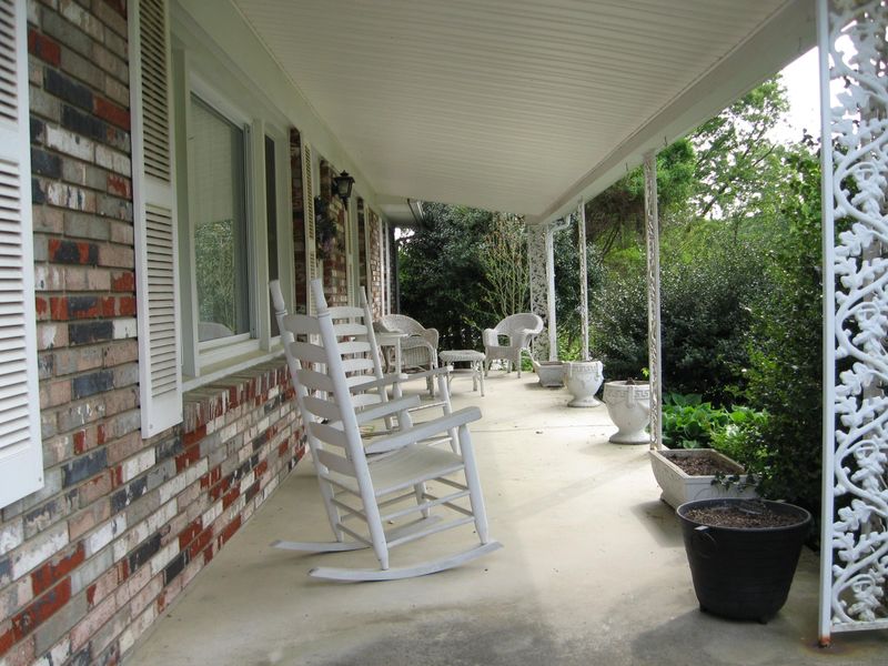 413 Ridgeview Dr, Clinton, TN 37716