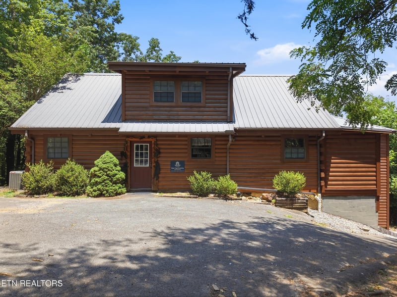 4137 Ole Smoky Way, Sevierville, TN 37862