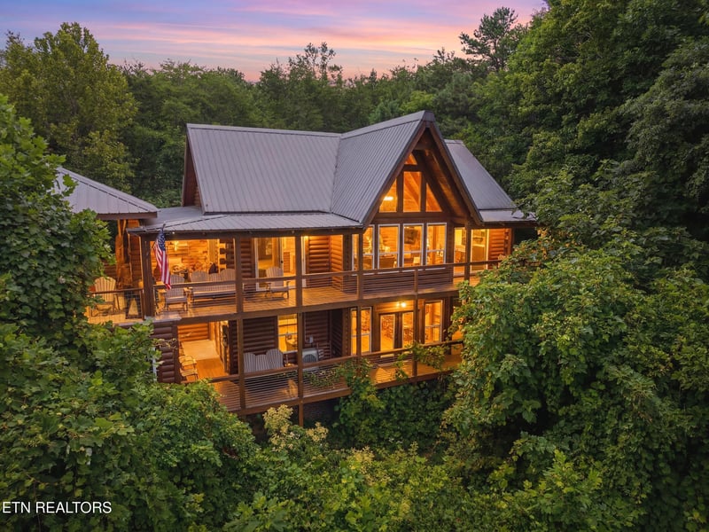 4137 Ole Smoky Way, Sevierville, TN 37862