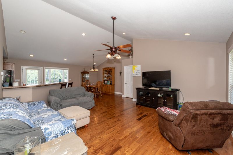 4138 Pea Ridge Rd, Maryville, TN 37804