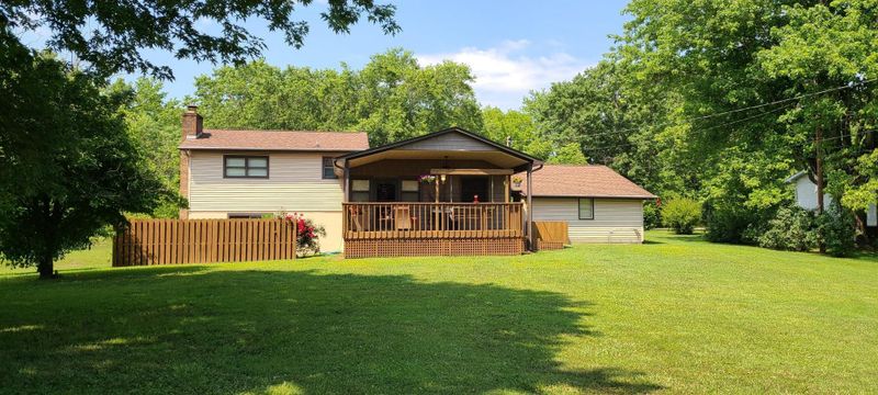 4138 S Singleton Station Rd, Rockford, TN 37853