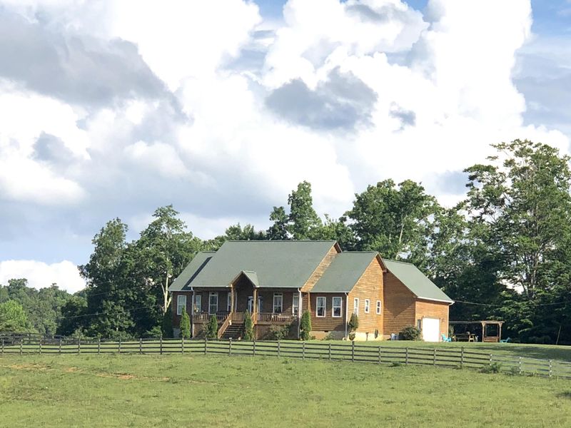 414 - 445 Leighton Ln, Jacksboro, TN 37757