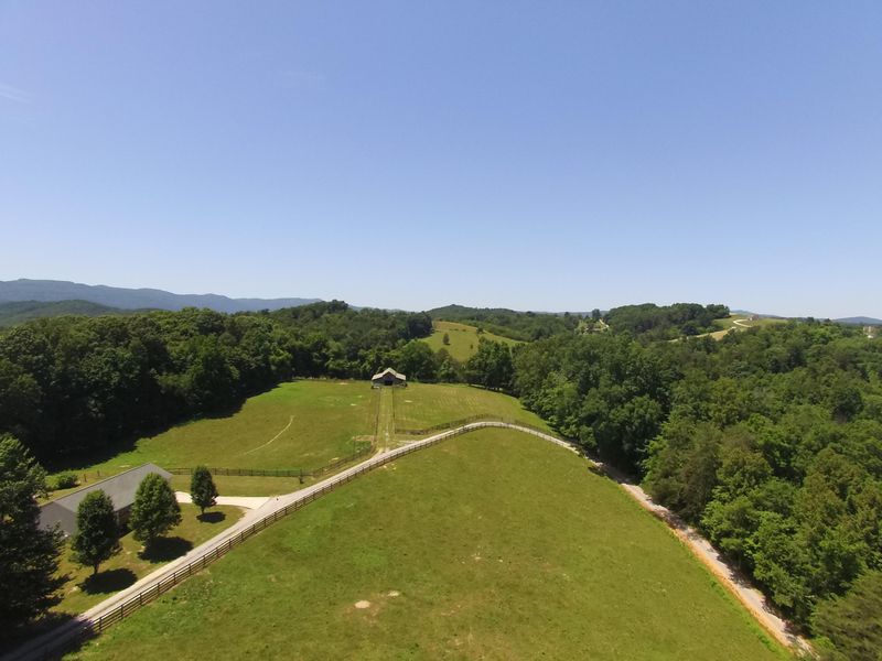 414 - 445 Leighton Ln, Jacksboro, TN 37757