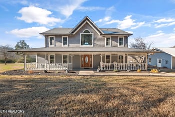 414 Clax Gap Rd, Harriman, TN 37748