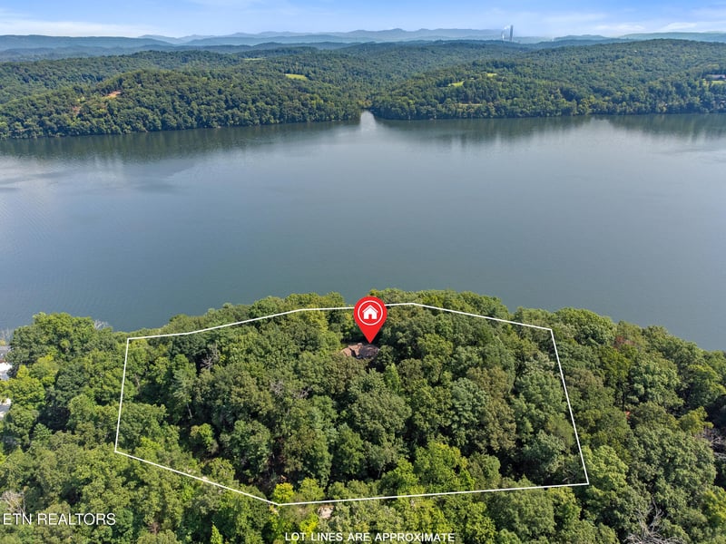 414 De Armond Rd, Kingston, TN 37763