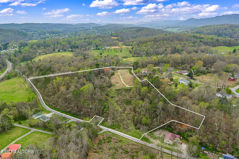 414 Dogwood Ln, Rockwood, TN 37854