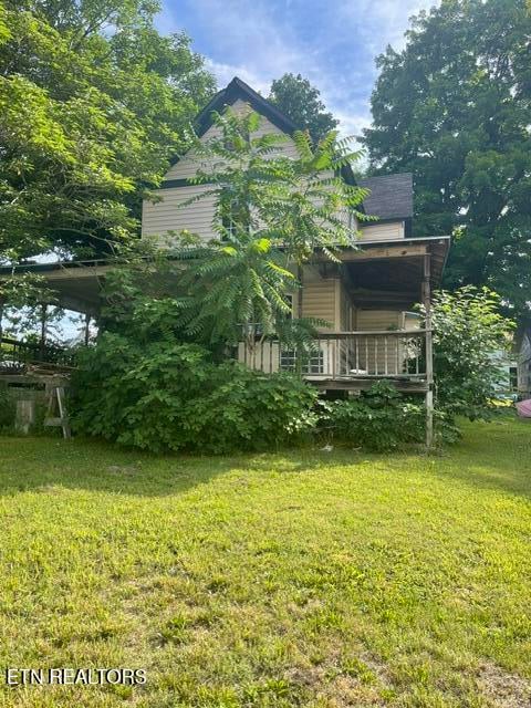 414 Emory Dr, Harriman, TN 37748