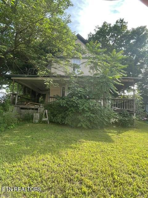 414 Emory Dr, Harriman, TN 37748