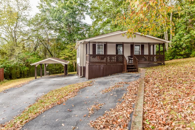 414 Park Ave, Clinton, TN 37716