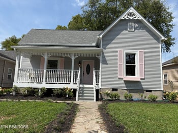 415 E Caldwell Ave, Knoxville, TN 37917