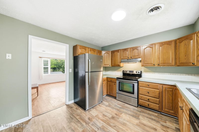 415 Parker Rd, Morristown, TN 37813