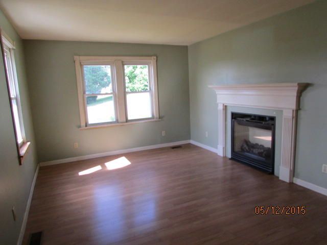 415 W Broad St, Clinton, TN 37716