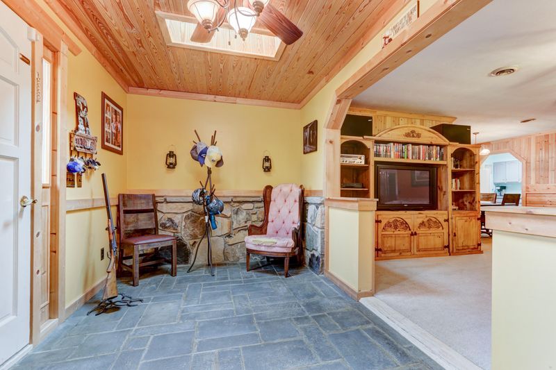 415 Zion Hill Rd, Seymour, TN 37865