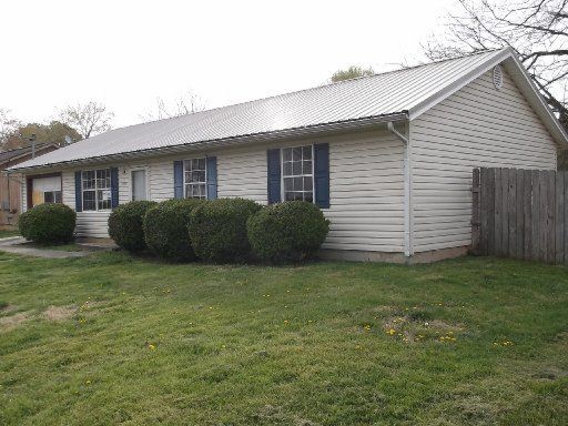 4150 Deer Creek Dr, Knoxville, TN 37912