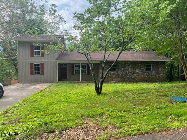 4154 Burnett Rd, Walland, TN 37886