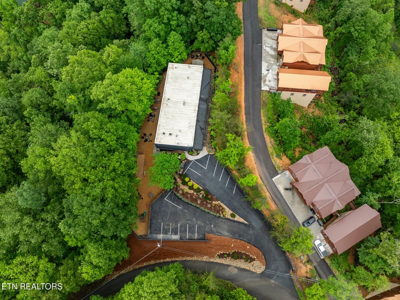 4155 Dollys Dr, Sevierville, TN 37876