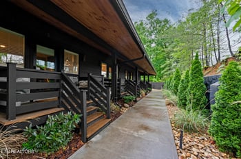 4155 Dollys Dr, Sevierville, TN 37876