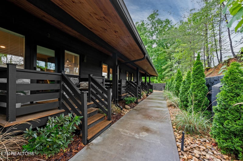 4155 Dollys Dr, Sevierville, TN 37876