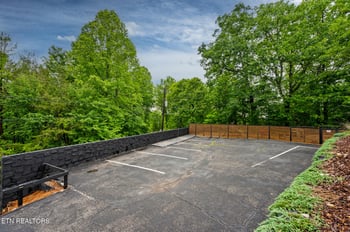 4155 Dollys Dr, Sevierville, TN 37876