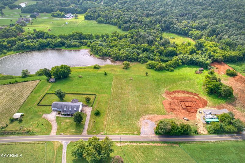 4159 Lowes Ferry Rd, Louisville, TN 37777