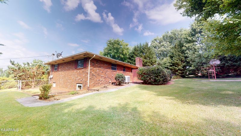416 Central Church Rd, Morristown, TN 37814