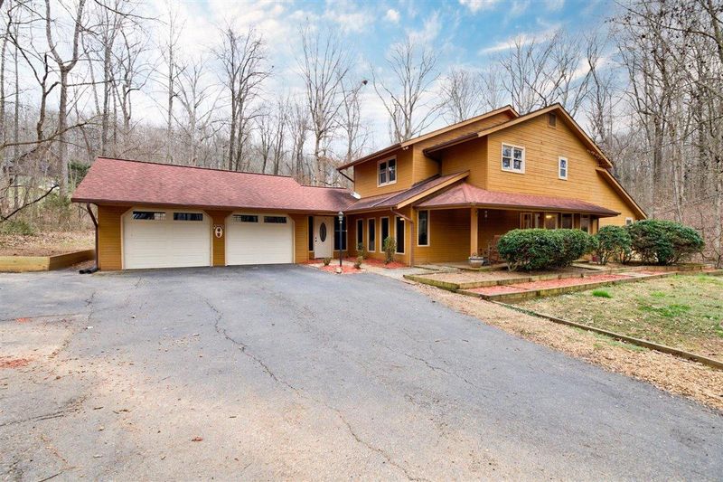 416 Edgewood Dr, Sweetwater, TN 37874