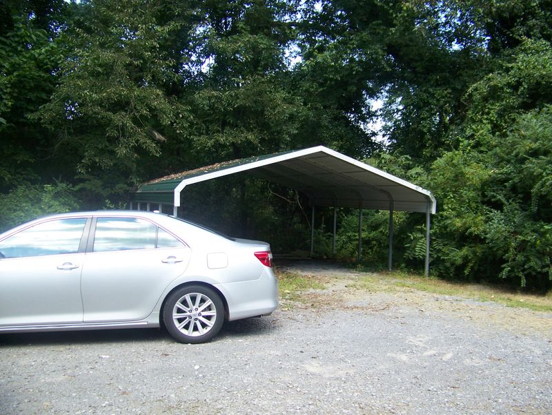 416 Hickman Rd, Rockford, TN 37853