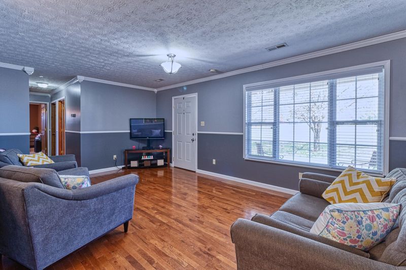 416 Mcteer St, Greenback, TN 37742