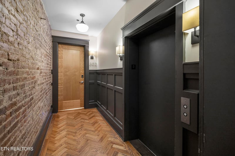 416 S Gay St #302, Knoxville, TN 37902