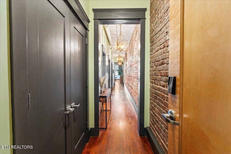 416 S Gay St #303, Knoxville, TN 37902