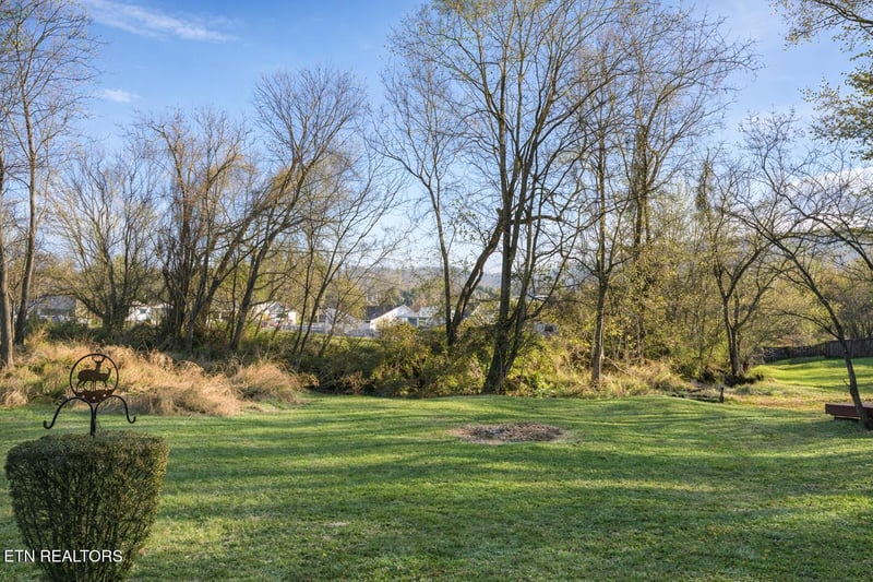416 W Wheeler St, Rockwood, TN 37854