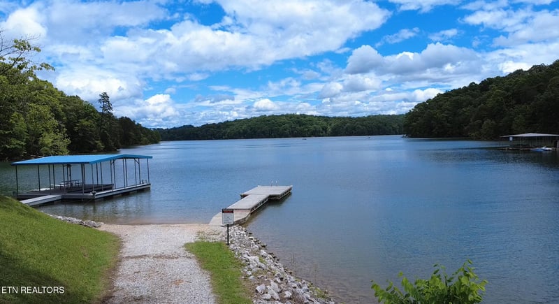 4160 Demory Rd, Lafollette, TN 37766