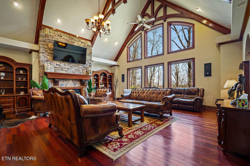 4164 Burning Tree Ln, Sevierville, TN 37862