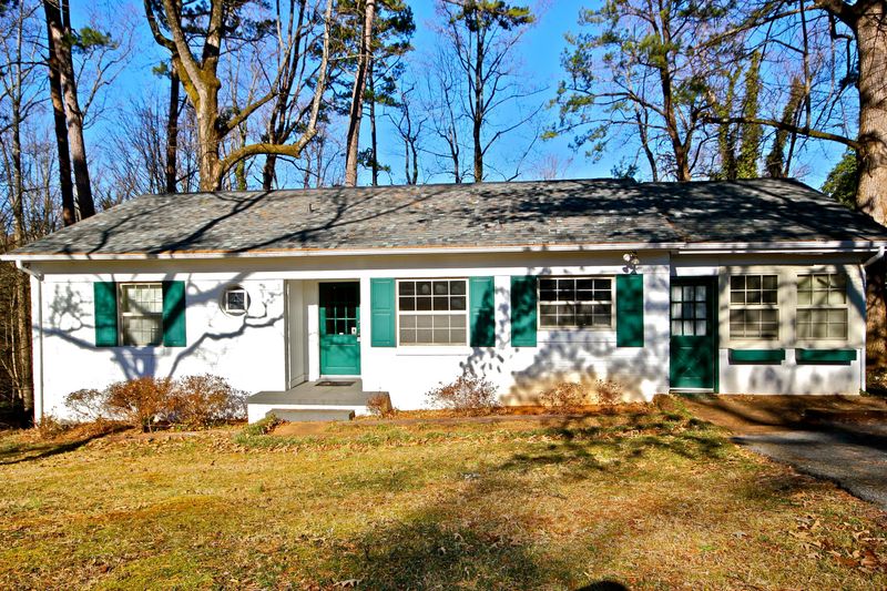 4167 Ridgeway Ln, Knoxville, TN 37919