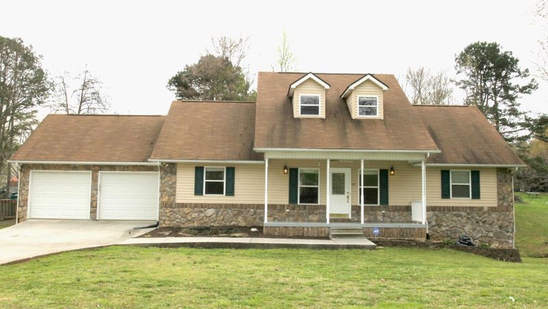 417 Burns Ln, Seymour, TN 37865