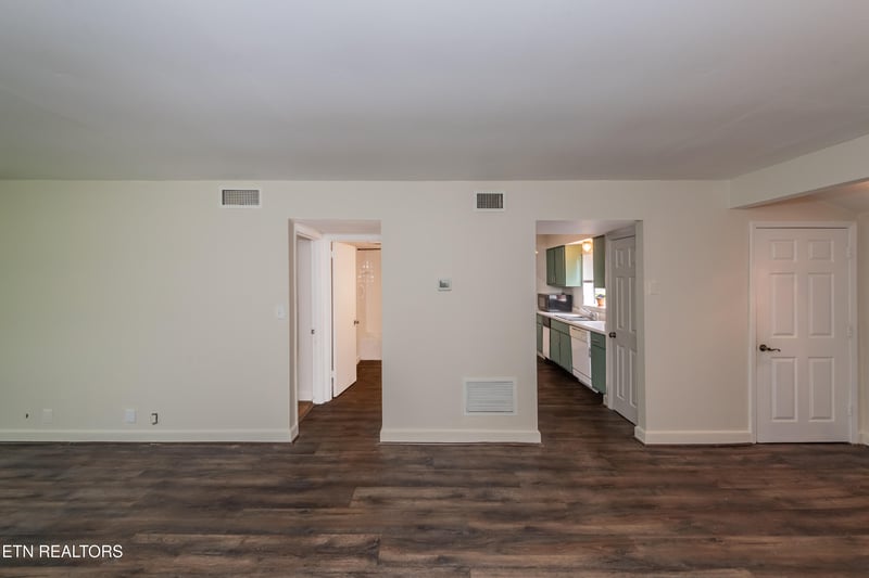 417 Canberra Dr #132, Knoxville, TN 37923