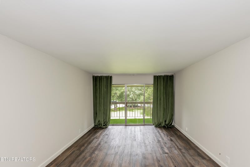 417 Canberra Dr #132, Knoxville, TN 37923