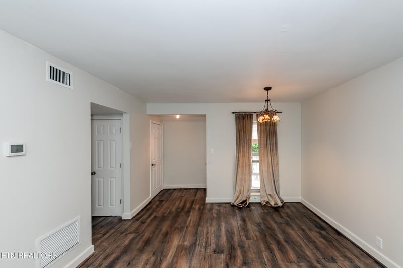 417 Canberra Dr #132, Knoxville, TN 37923