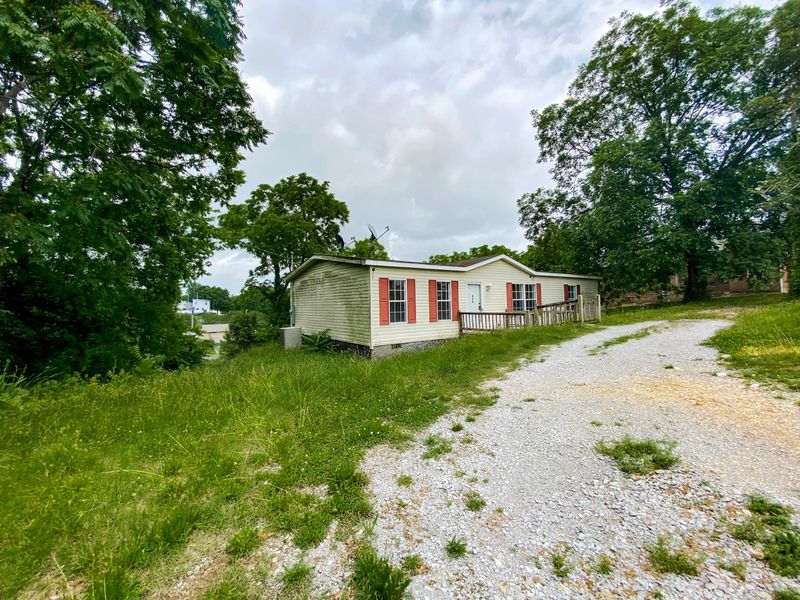 417 Chester St, Athens, TN 37303