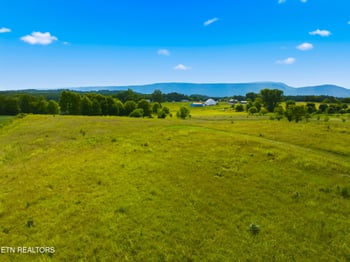 417 County Road 788, Etowah, TN 37331