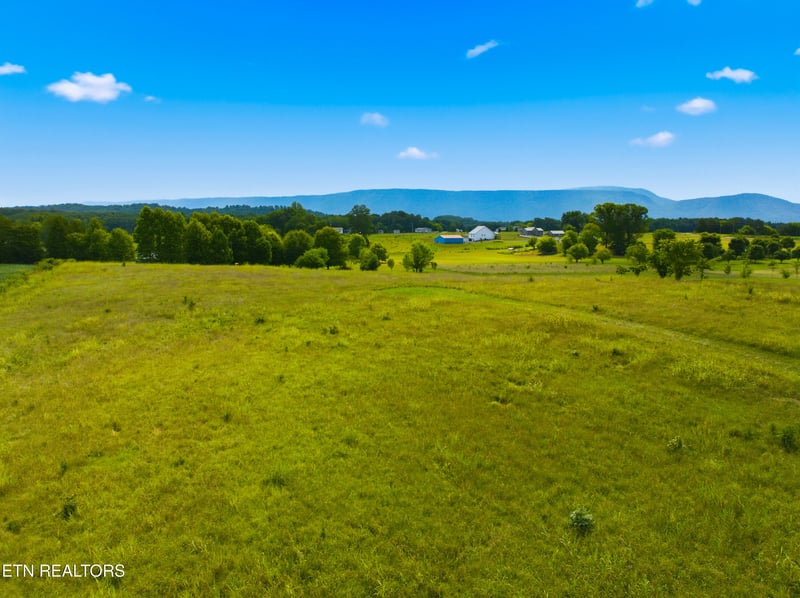 417 County Road 788, Etowah, TN 37331